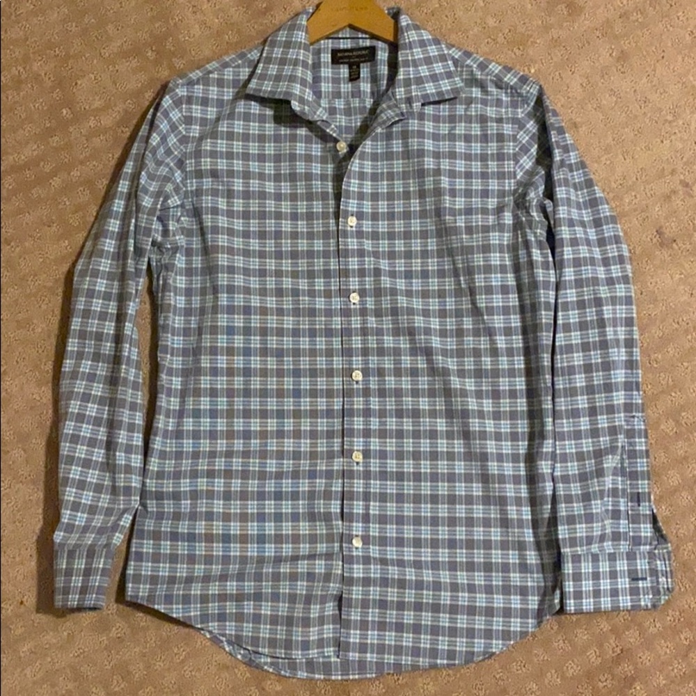 Banana Republic Long Sleeve Button-Up NWOT